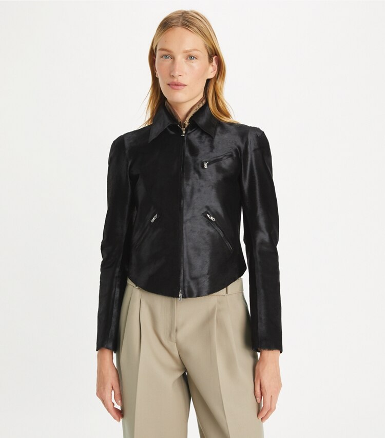 Tory Burch designer giacche Giacca in pelle di vitello in Black on model detail