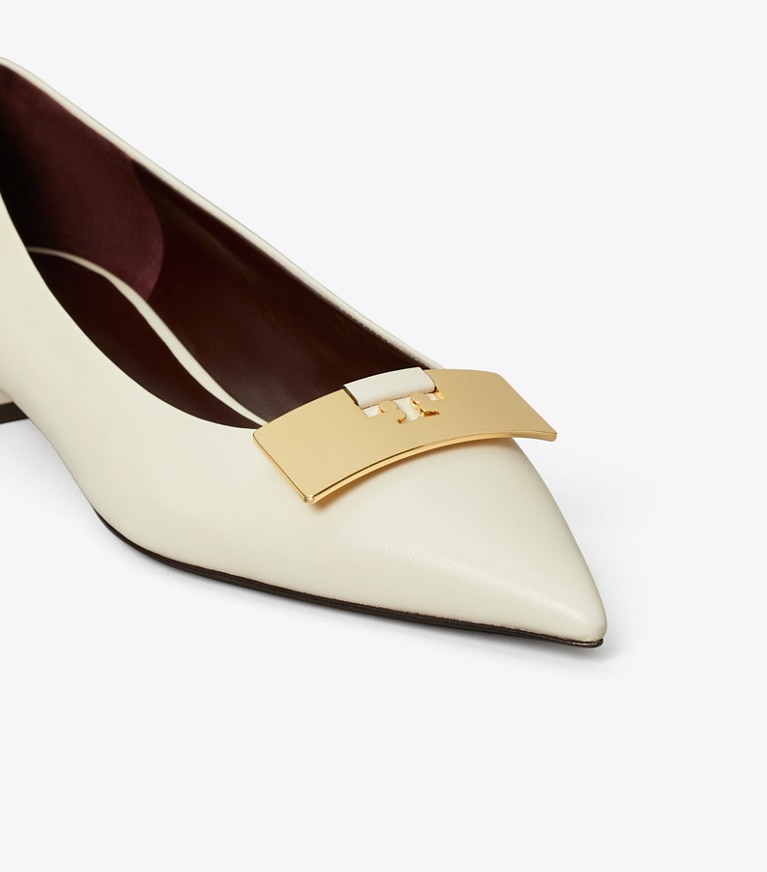 Tory Burch designer flats Gigi Petite Pump in LIGHT CREAM / GOLD angle
