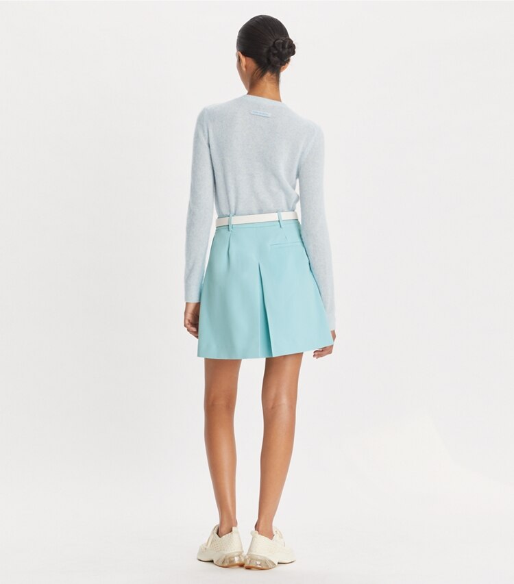 Tory Burch designer pantaloni Gonna da golf in nylon con pieghe sul davanti in Pastel Sky on model back