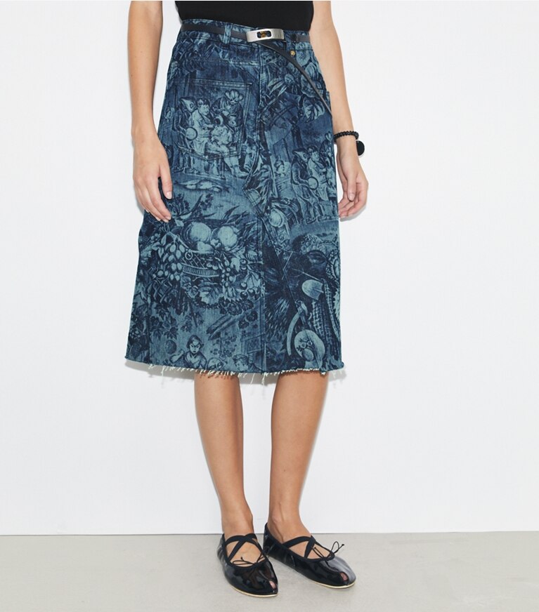 Tory Burch designer pantaloni Gonna destrutturata stampata in denim in Indigo Alien front