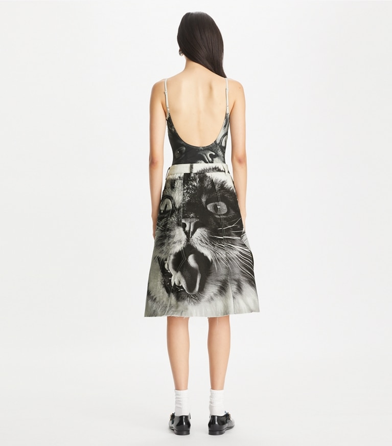 Tory Burch designer pantaloni Gonna in denim con stampa con gatto in Gray Cat Portrait front