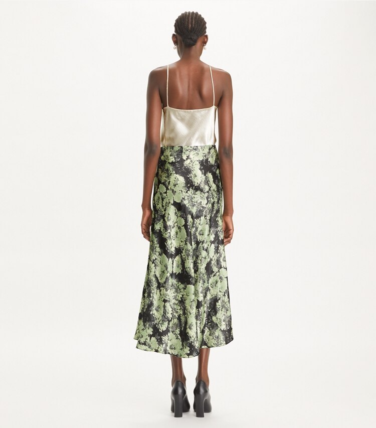 Tory Burch designer pantaloni Gonna in raso stampato in Green Pixel Floral on model back