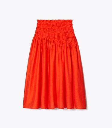 Tory Burch designer copricostume Gonna in viscosa con lavorazione a punto smock in Deep Poppy front