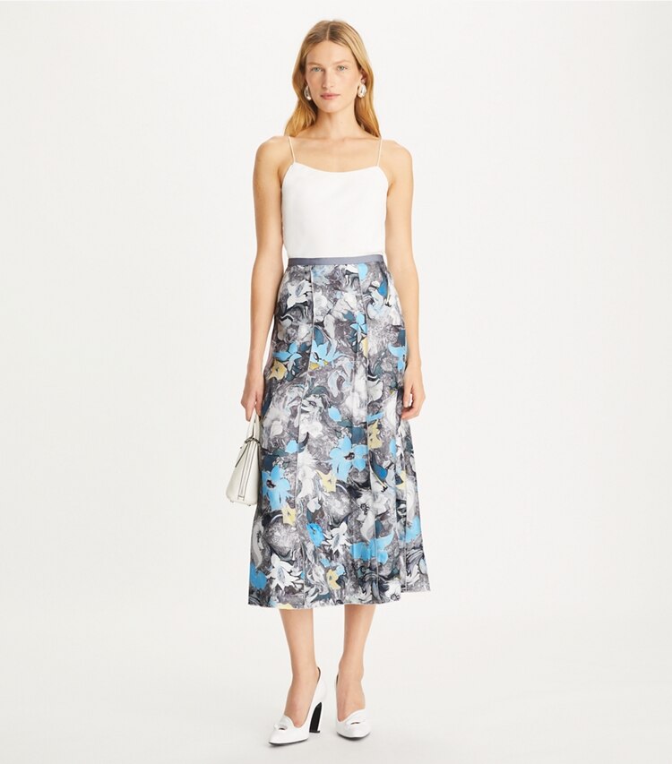Tory Burch designer pantaloni Gonna stampata in twill di seta in Blue Tripped Out Flowers parte anteriore su modella