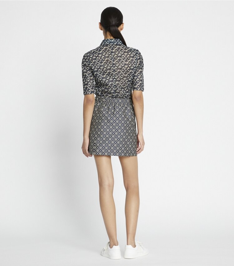 Tory Sport designer pantaloni Gonna T Monogram in jacquard tecnico in TORY NAVY T MONOGRAM SMALL SPORT on model back