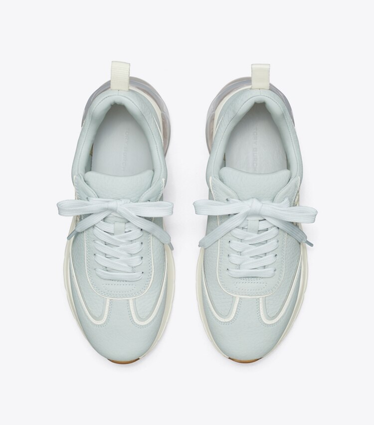 Tory Burch designer スニーカー グッドラック トレーナー in POWDER BLUE / BIANCO オーバーヘッド