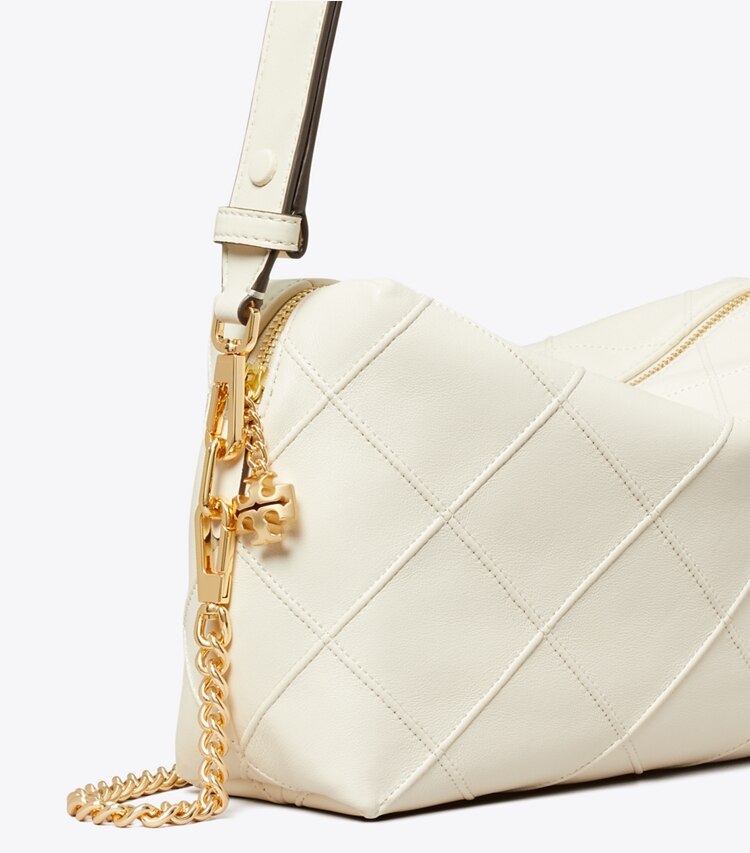 Tory Burch designer sacs à bandoulière Grand sac à bandoulière souple Fleming dans Light Cream détails