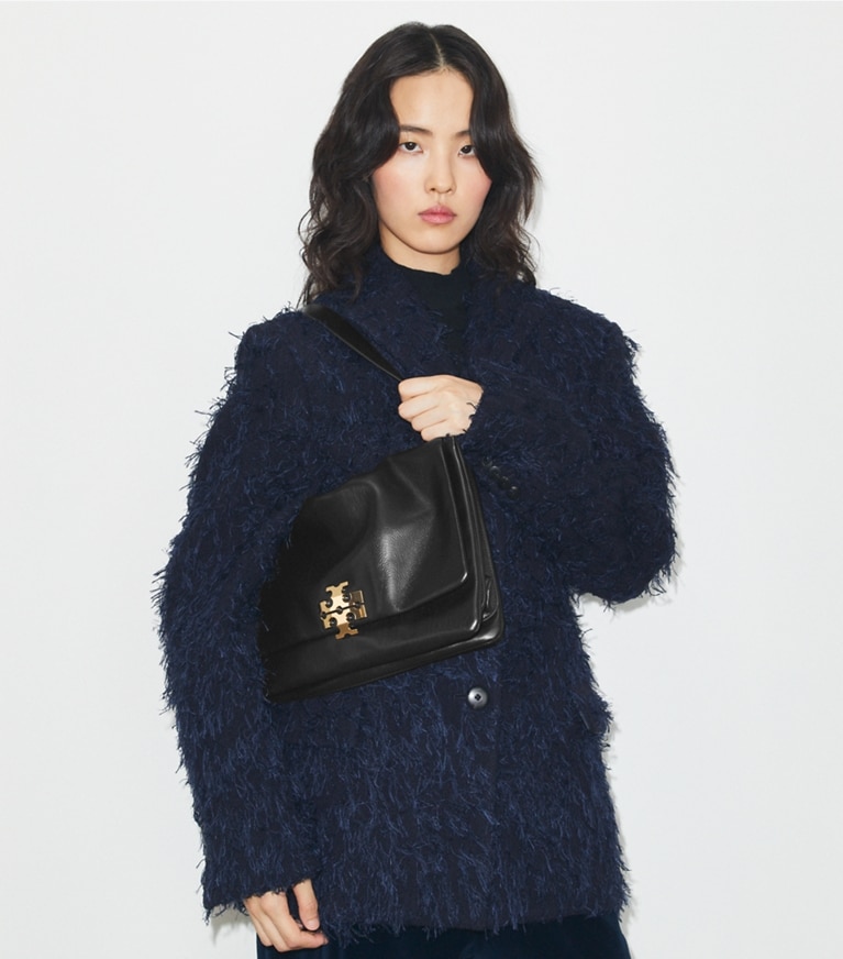 Tory Burch designer sacs porté épaule Grand sac porté épaule Charlie in BLACK/GOLD additional on model