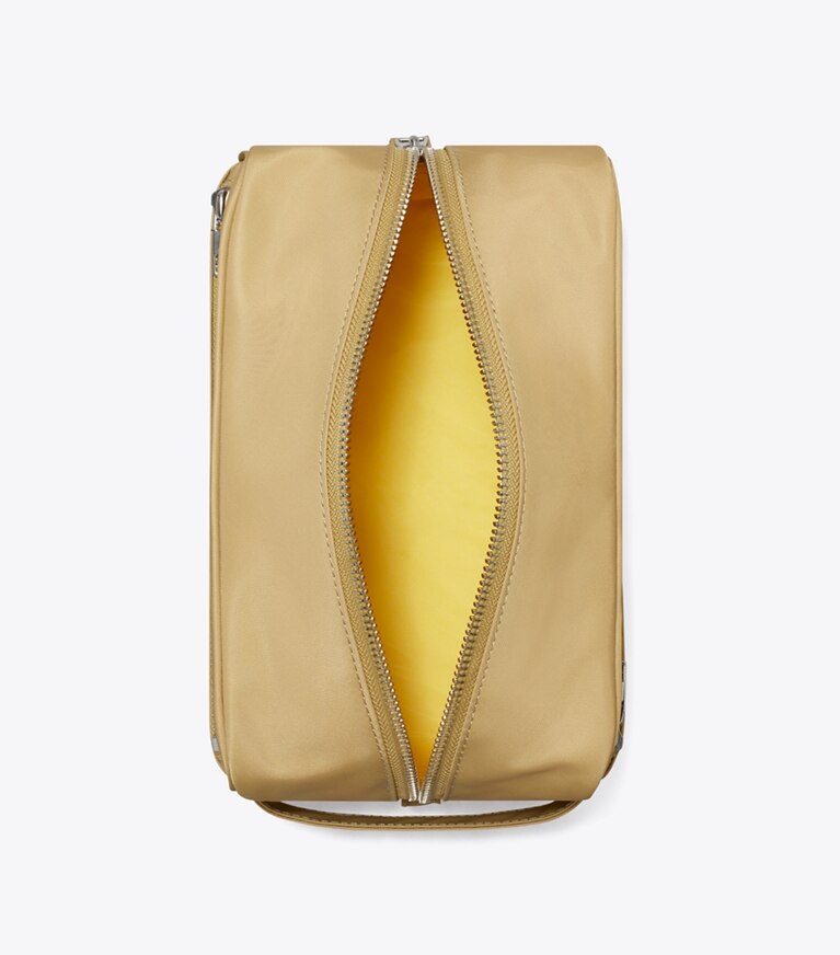 Tory Burch designer trousses de maquillage Grande trousse de maquillage Twist in Wheat dessus