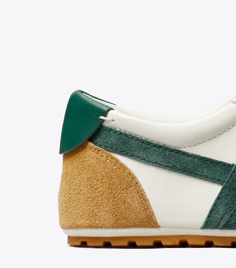 Tory Burch designer スニーカー ハンク フィールド スニーカー in CREAM / MALACHITE / GRAY ディテール