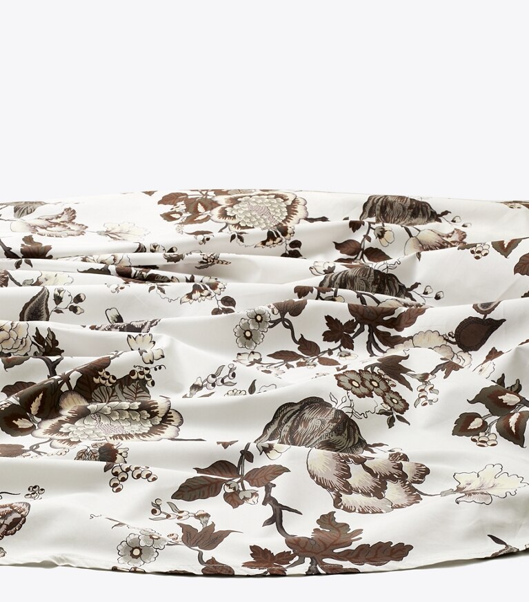 Tory Burch designer linens Happy Times Bouquet Round Tablecloth, 90" in Brown front