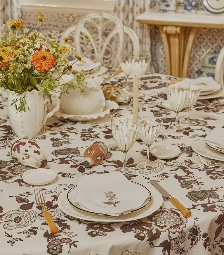 Tory Burch designer linens Happy Times Bouquet Round Tablecloth, 90" in Brown front