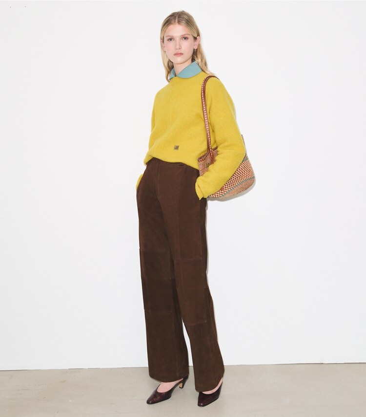 Tory Burch designer unterteile Hose aus Wildleder mit lockerer Passform in Light Chocolate modell von vorn