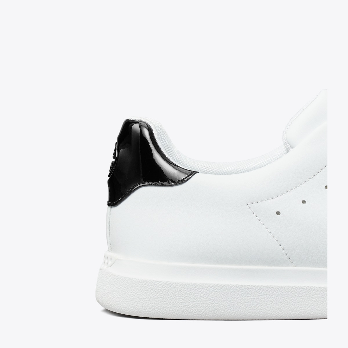 即発★TORY BURCH HOWELL COURT 白スニーカー 73057 79646 82776 Howell Court Sneaker: Women's Designer Sneakers | Tory Burch