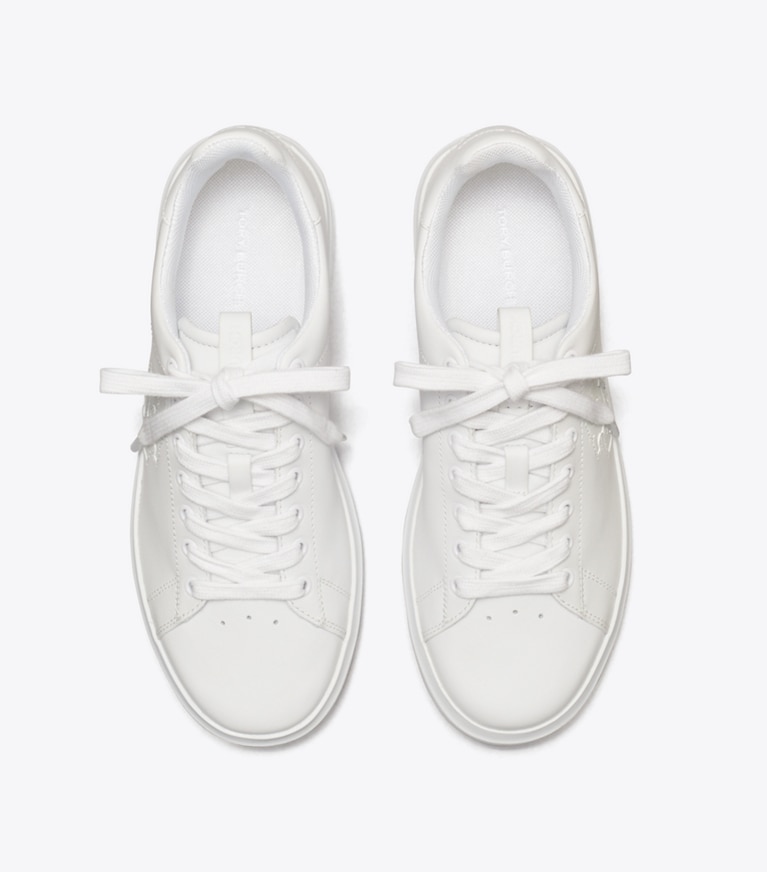 Tory Burch designer スニーカー ダブルT ハウエル コート in White / White angle