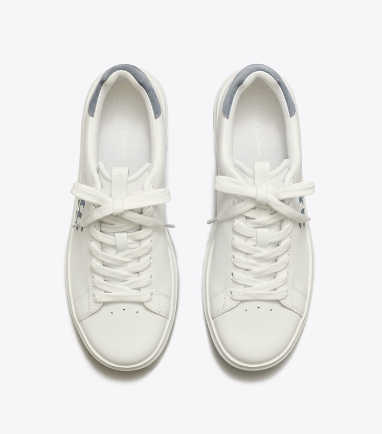 Tory Burch designer スニーカー ダブルT ハウエル コートスニーカー in TITANIUM WHITE / ARIA BLUE angle