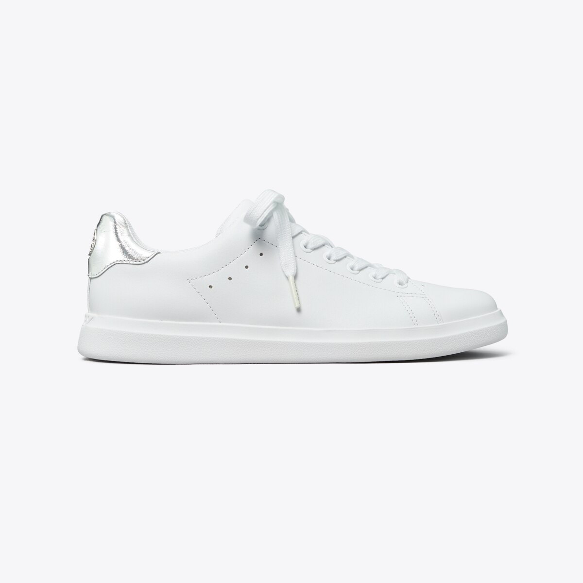 Howell Court Sneaker in white, size