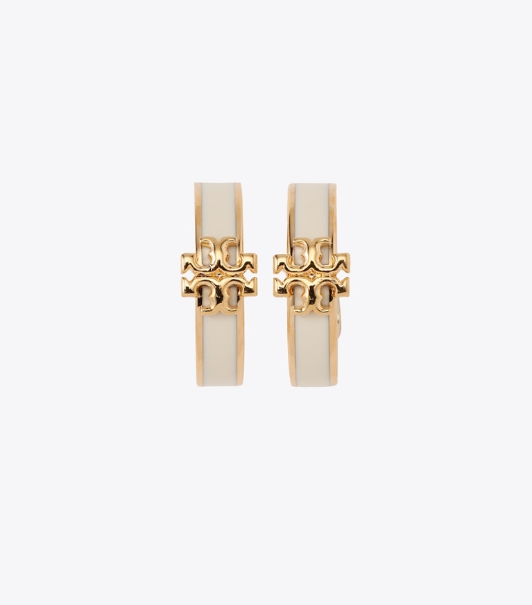 Tory Burch designer イヤリング＆ピアス アイコン エナメル ハギー クリップオンイヤリング in Tory Gold / New Ivory ディテール