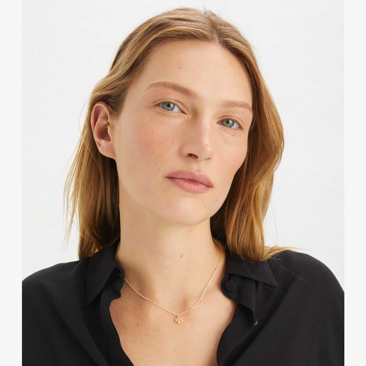Icon Pendant Necklace: Women's Designer Necklaces | Tory Burch
