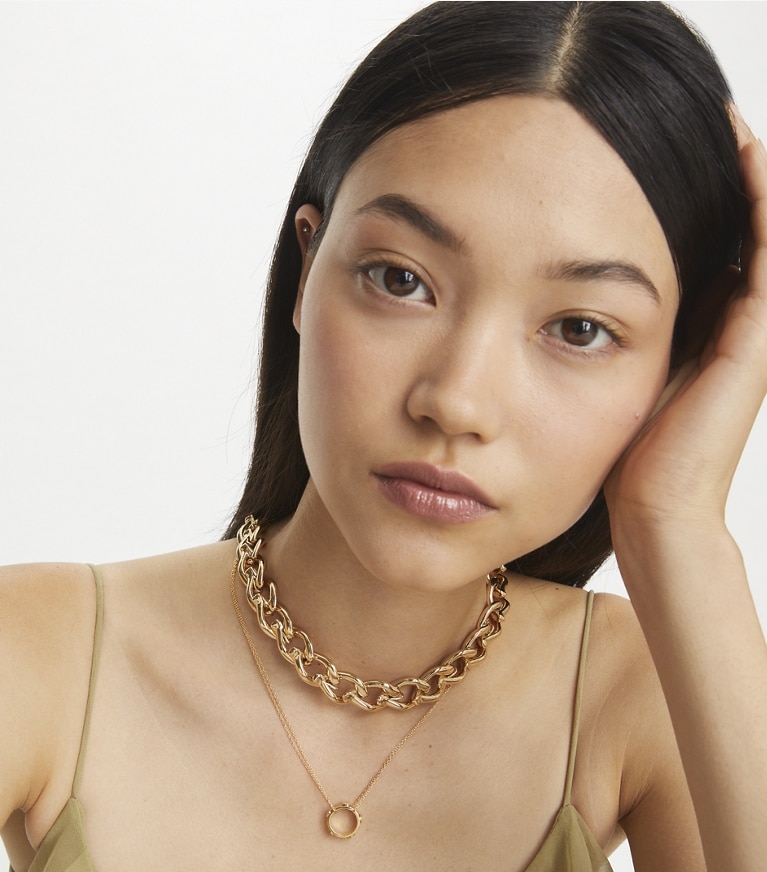 Tory Burch designer ネックレス ミラー スタッズ サークルペンダント in Tory Gold front