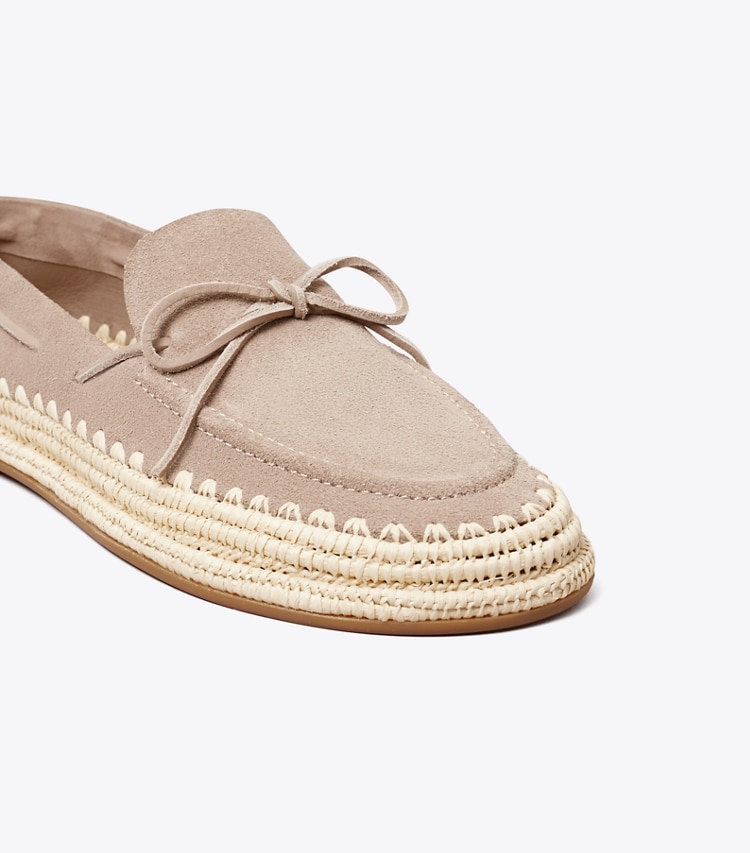 Tory Burch designer mocassini Il Boaty in rafia in AVOLA / NATURAL dettaglio