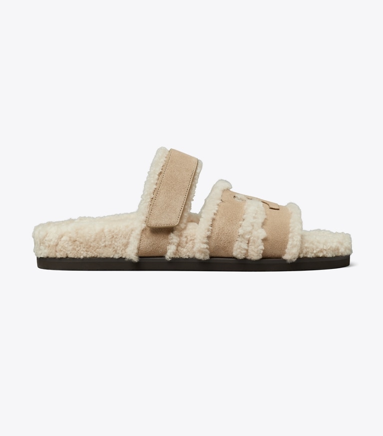 Tory Burch designer sandalen Ines Sportslide aus Lammfell in NOISETTE / TAUPE angle