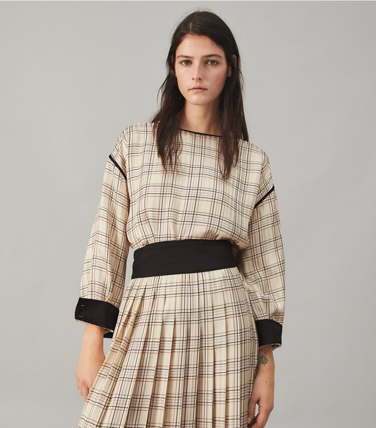 Tory Burch designer tops Jacquard Robinson Top in PLAID on model detail