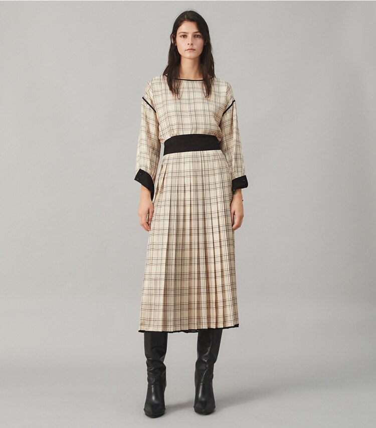 Tory Burch designer tops Jacquard Robinson Top in PLAID on model front