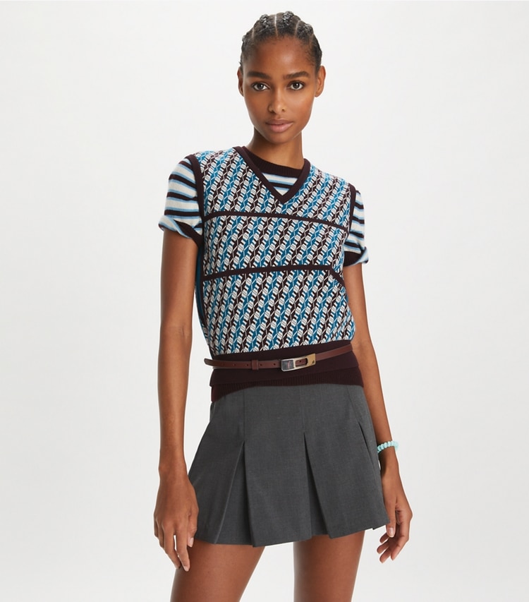 Tory Sport designer sweaters Jacquard Sweater Vest in Aqua Blue Linked Geo 3 Color on model detail
