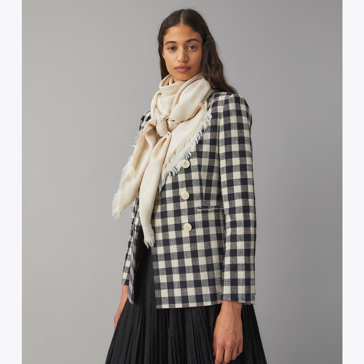 【TORY BURCH】LOGO JACQUARD TRAVELER スカーフ88570 Jacquard Traveler Scarf: Women's Designer Scarves | Tory Burch
