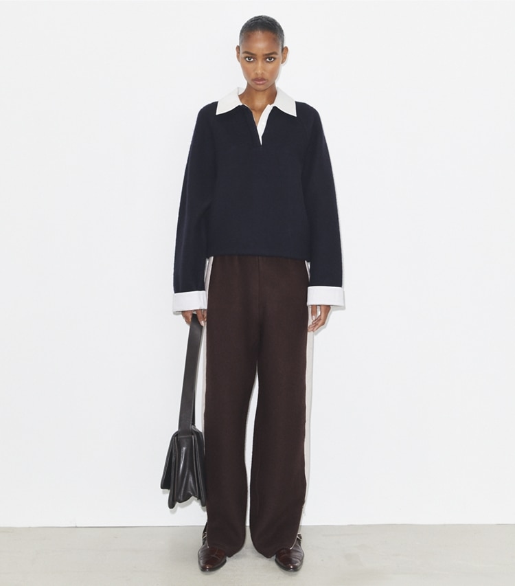 Tory Burch designer ボトムス カラーブロック ウール スウェットパンツ in Mocha / Ivory モデル前面