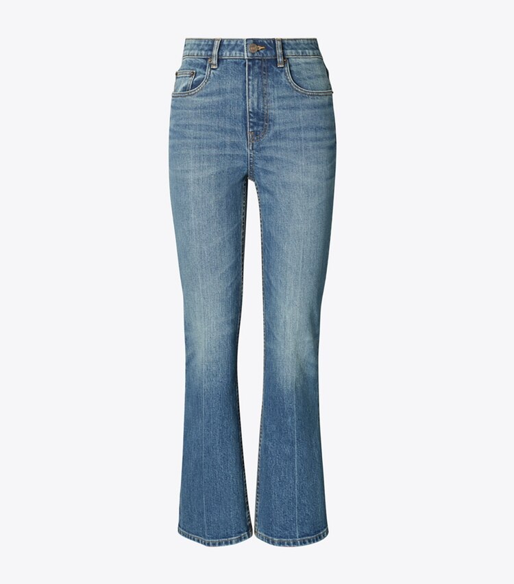 Tory Burch diseñador prendas inferiores Jean acampanado recortado en Medium Vintage Wash frente