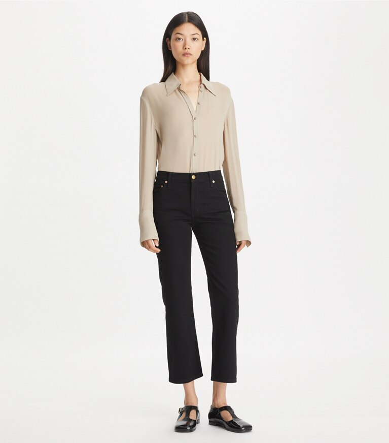 Tory Burch designer bas Jean coupe 7/8 légèrement évasé in Black Rinse Wash front