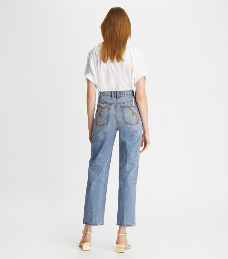 Tory Burch diseñador prendas inferiores Jeans rectos de talle alto en Vintage Wash parte posterior en modelo