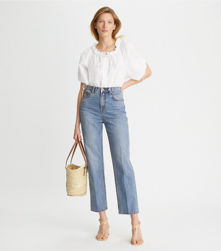 Tory Burch diseñador prendas inferiores Jeans rectos de talle alto en Vintage Wash frente en modelo