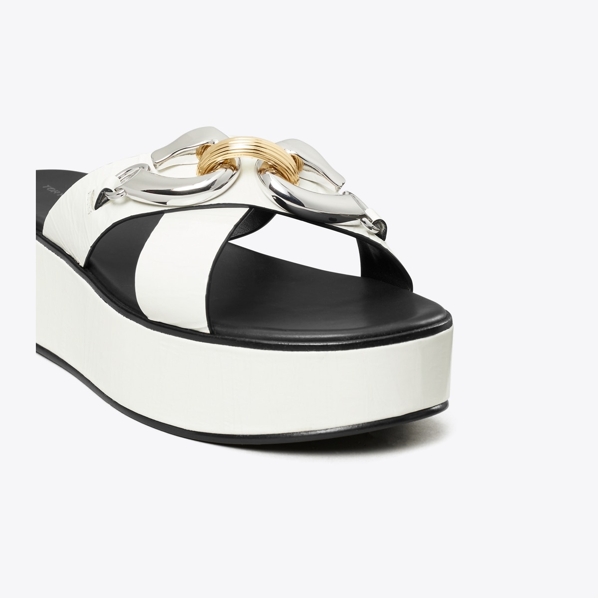 ★Tory Burch★特価で販売中！★Jessa Wedge★サンダル Tory Burch Jessa Leather Bit Chain Wedge Sandals | Neiman Marcus