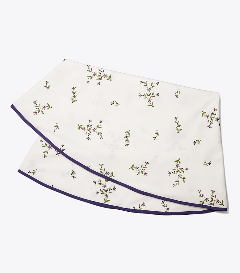 Tory Burch designer linens Jolie Fleur Round Tablecloth, 132"  in NEW IVORY front