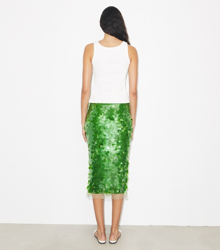 Tory Burch designer bas Jupe à paillettes dans Bright Green sur modèle, de dos