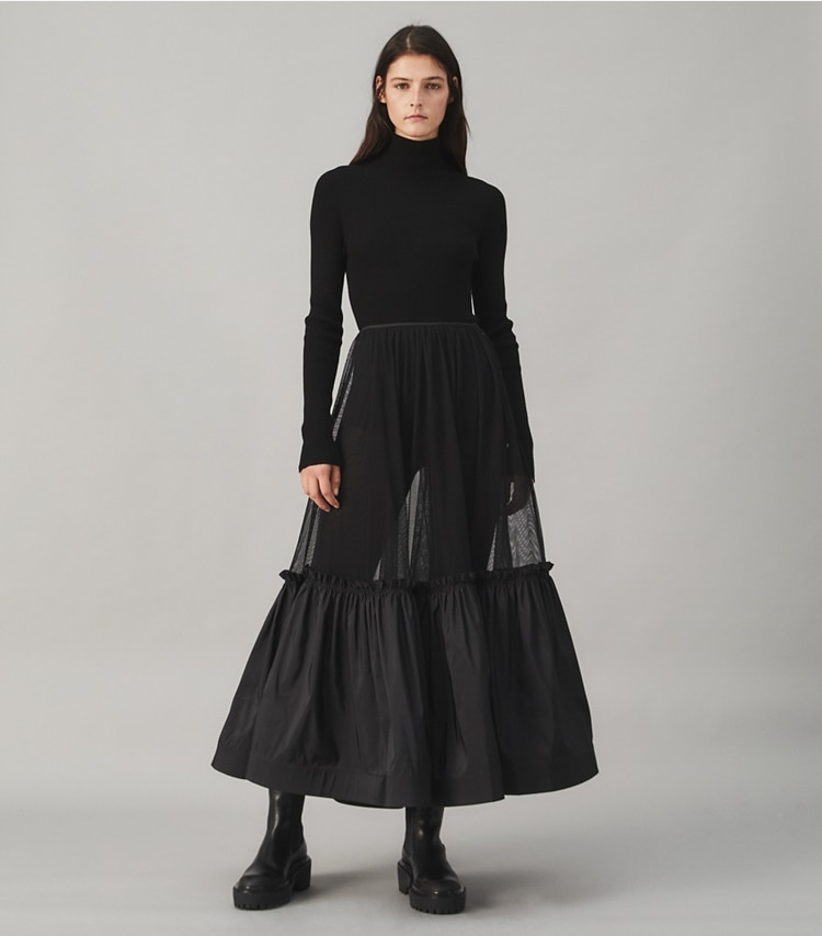 Tory Burch designer bas Jupe crinoline en tulle de coton dans Black sur modèle, de face
