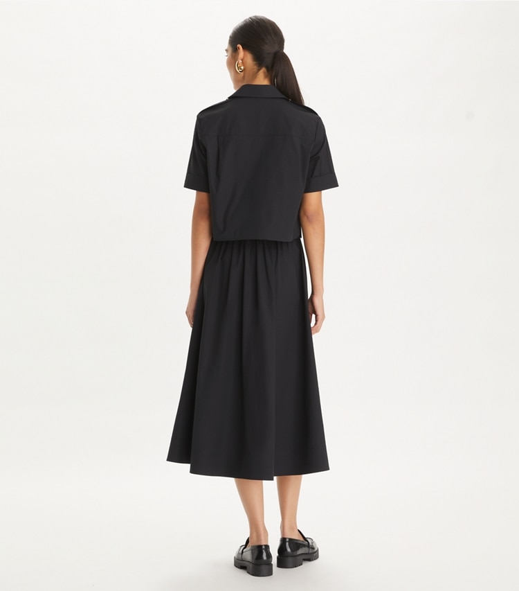 Tory Burch designer bas Jupe en popeline dans Black sur modèle, de dos