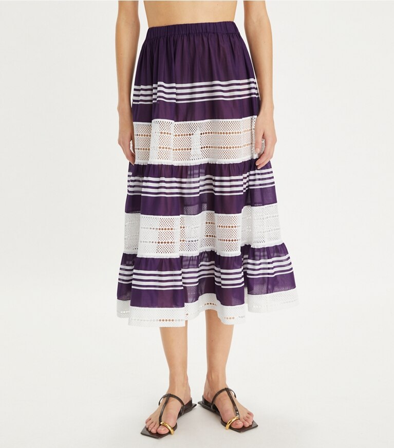 Tory Burch designer paréos Jupe midi en coton rayé dans Deep Purple détail sur modèle
