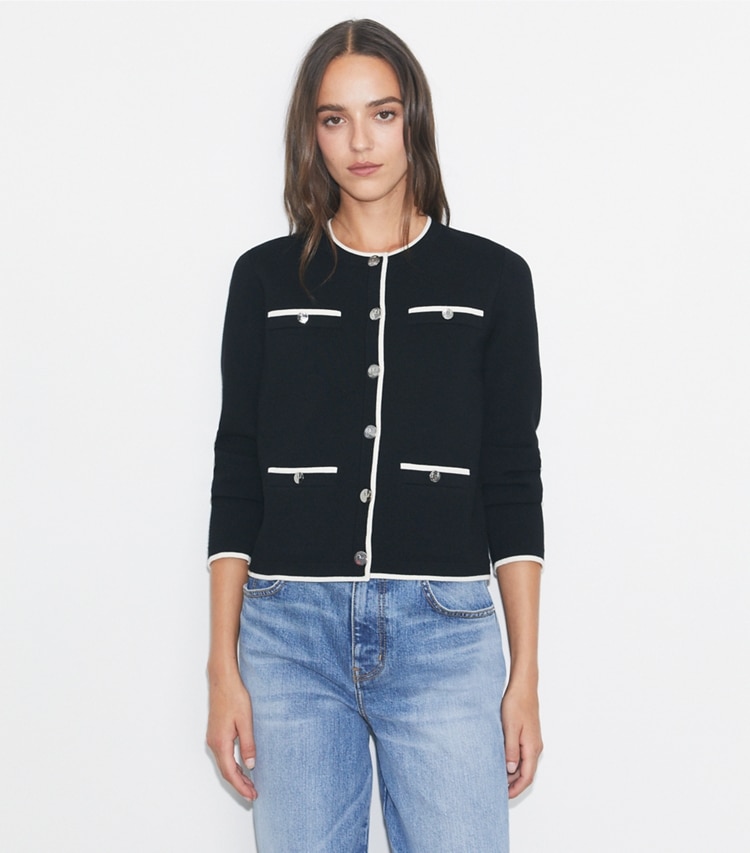 Tory Burch designer strickware Kendra Cardigan aus Wolle in Black / New Ivory on model detail