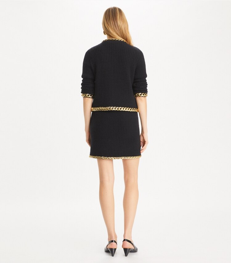 Tory Burch designer strickware Kendra Cardigan mit Kettenverzierung in Black on model back