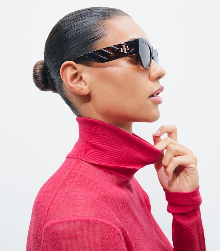 Tory Burch designer sunglasses & eyewear Kira Cat-Eye Sunglasses in BLACK/DARK GREY accessory on model
