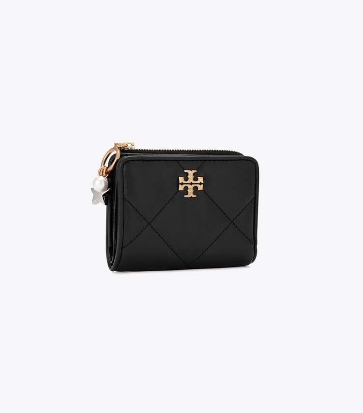 Tory Burch designer 財布 キラ チャーム ダイヤモンドキルト バイフォールドウォレット in Black angle