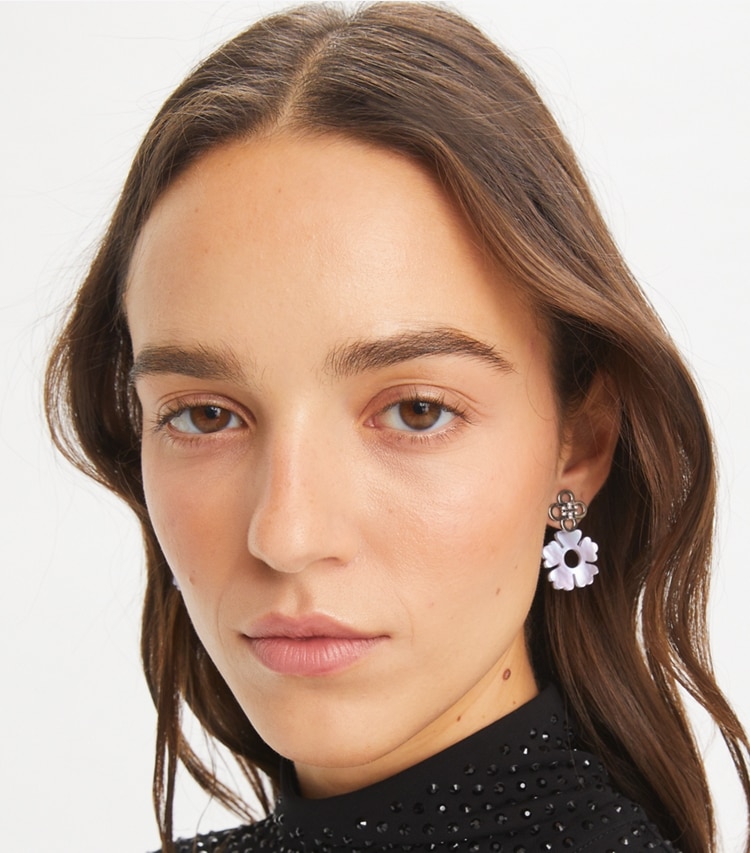 Tory Burch designer earrings Kira Clover Front-Back Earring in Hematite / Light Pink accessory on model