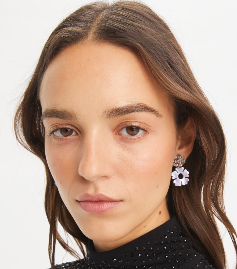 Tory Burch designer earrings Kira Clover Front-Back Earring in Hematite / Light Pink front