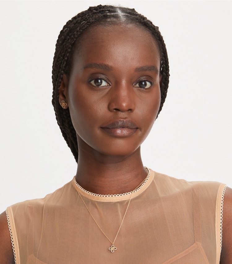 Tory Burch designer jewelry boxes Kira Clover Pavé Pendant and Stud Gift Set in Tory Silver / Crystal accessory on model