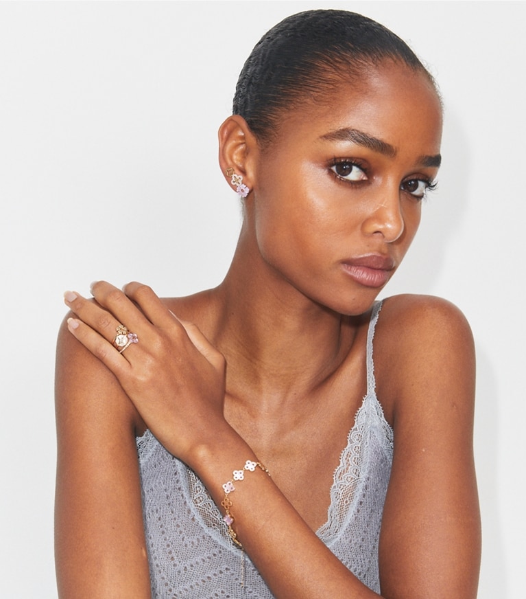 Tory Burch designer rings Kira Clover Stacking Ring Set in Tory Gold / Mother of Pearl / Crystal angle