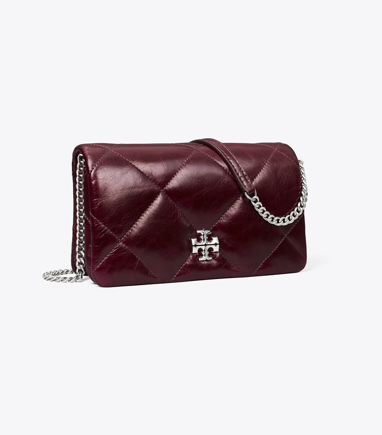 Tory Burch designer kleine taschen Kira Crossbody Bag in Vintage-Optik mit Rautensteppung in Dark Carmine angle